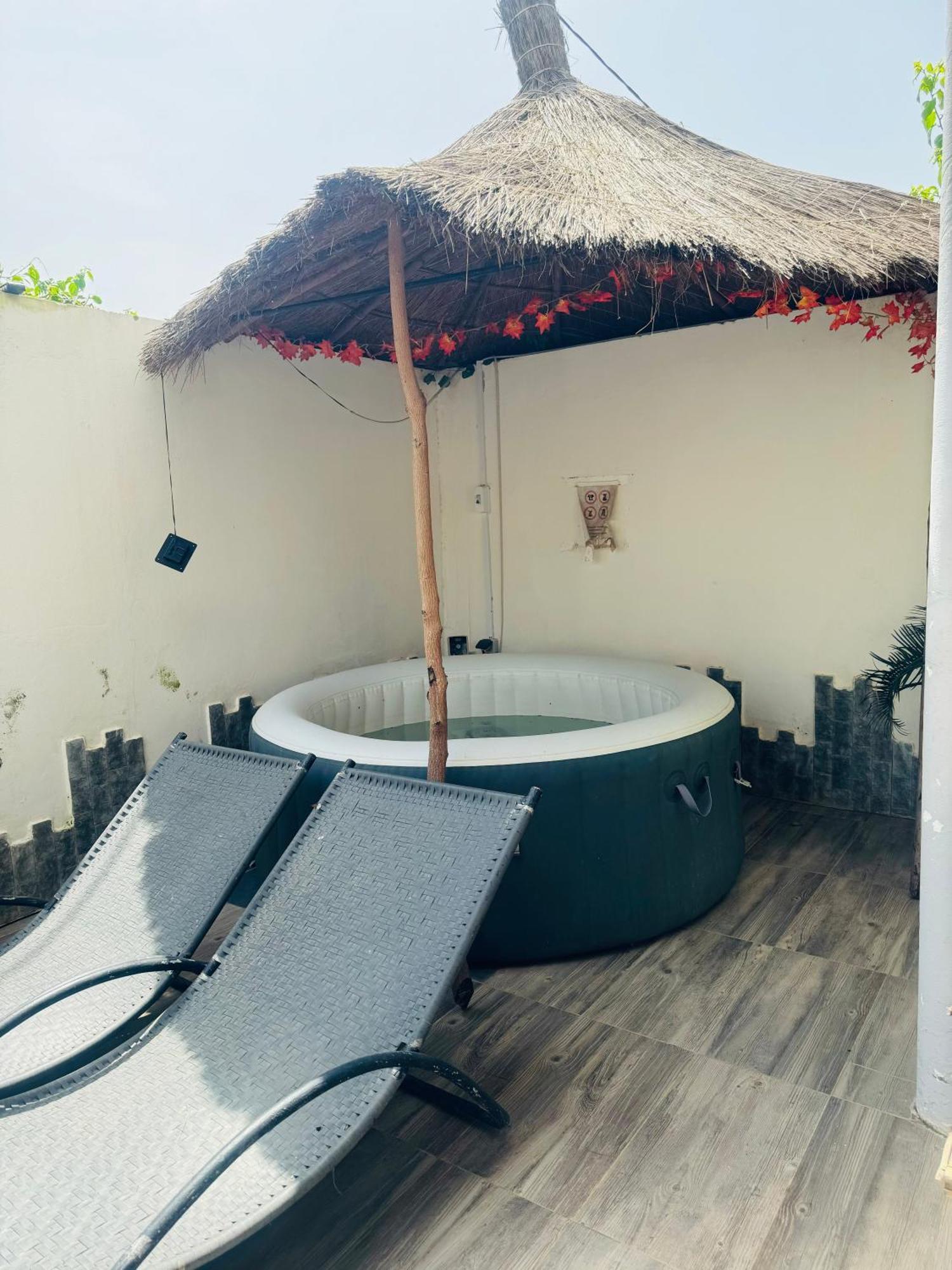 Grace House Jacuzzi Bed & Breakfast Saly Portudal Dış mekan fotoğraf